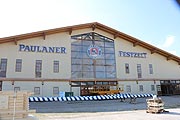 Ex-Winzerer Fähndl heißt nur noch Paulaner Festzelt dieses Jahr: Aufbau am 27.08.2019 (©Foto: Martin Schmitz)